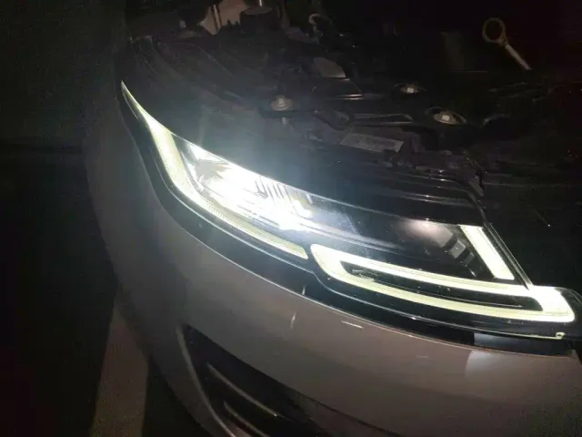 Land Rover Range Rover Evoque — Фото автомобиля 7