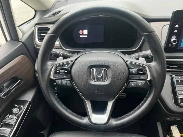 Honda Odyssey — Фото автомобиля 5