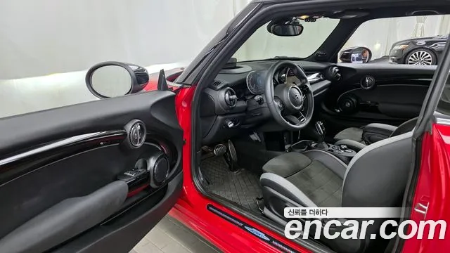 Mini Cooper — Фото автомобиля 10