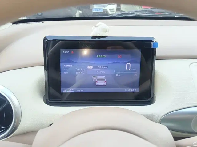 Wuling Hongguang Mini EV — Фото автомобиля 11