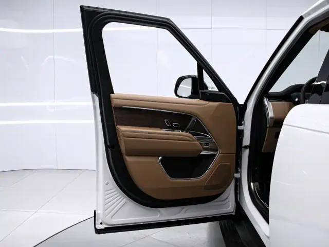 Land Rover Range Rover — Фото автомобиля 12