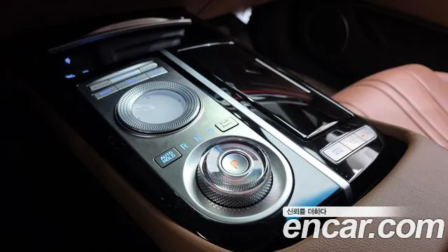 Genesis G80 Бензин 2.5 турбо AWD — Фото автомобиля 7