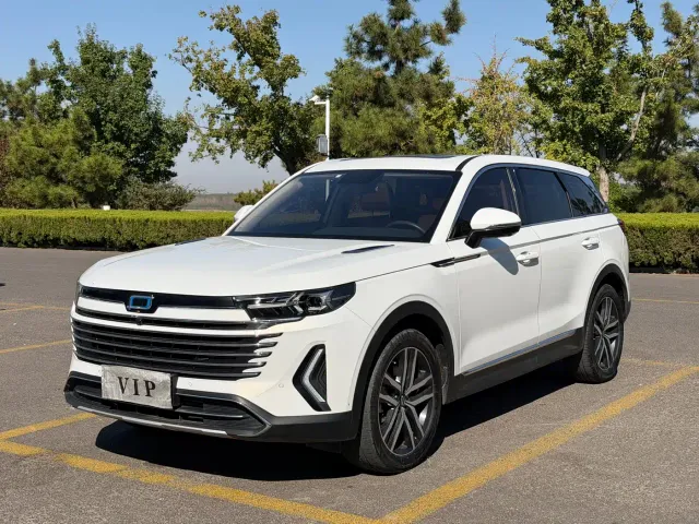 Bestune T99 — Фото автомобиля 3