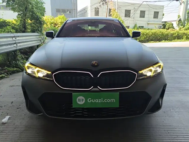 BMW 3 Series — Фото автомобиля 2