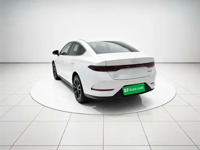 BYD Qin PLUS — Фото автомобиля 5