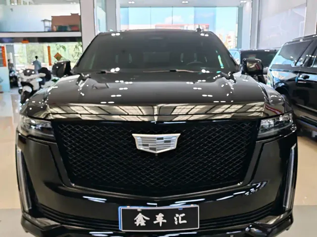 Cadillac Escalade — Фото автомобиля 2