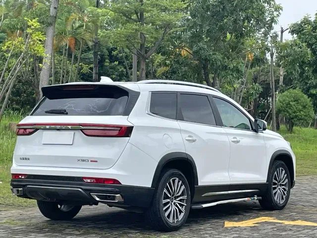 Jetour X90 Plus — Фото автомобиля 9