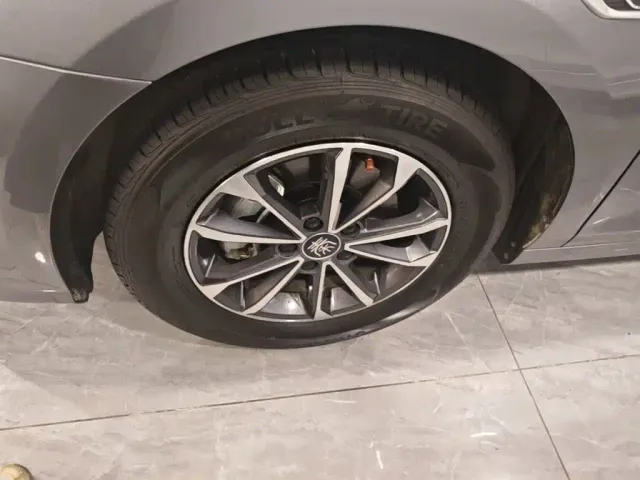 BYD Qin PLUS — Фото автомобиля 22