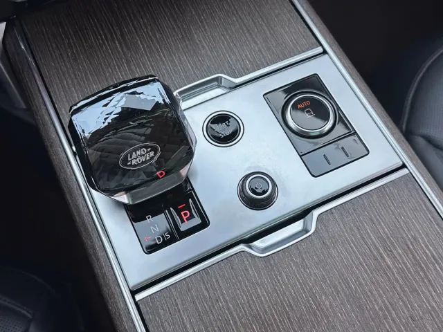 Land Rover Range Rover — Фото автомобиля 12