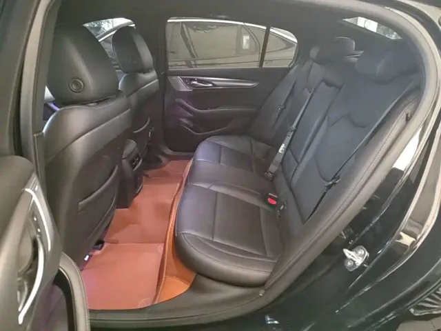 Cadillac CT5 — Фото автомобиля 16