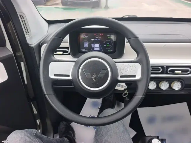 Wuling Hongguang Mini EV — Фото автомобиля 10