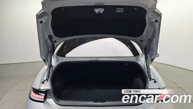 Hyundai Ioniq 6 — Фото автомобиля 26