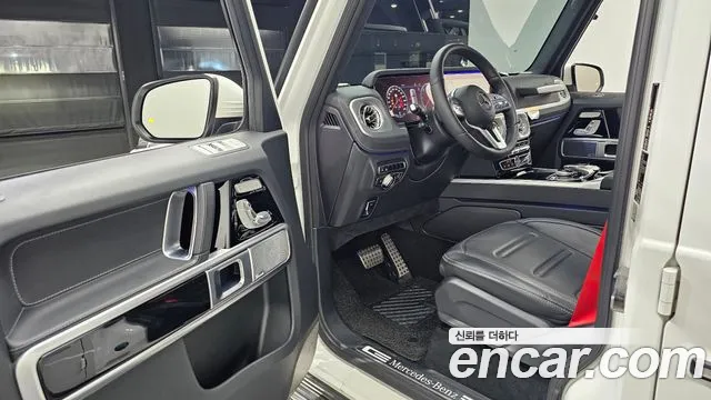 Mercedes-Benz G-Class — Фото автомобиля 2