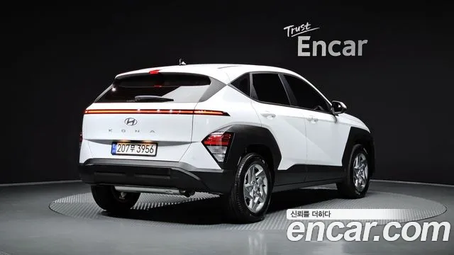 Hyundai Kona SX2 — Фото автомобиля 2