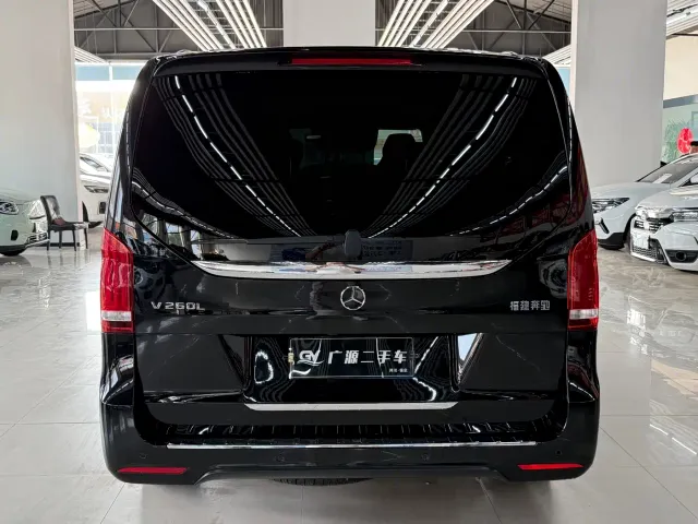 Mercedes-Benz V-Class — Фото автомобиля 5