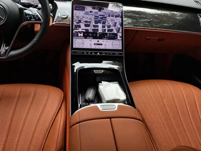 Mercedes-Benz S-Class — Фото автомобиля 16