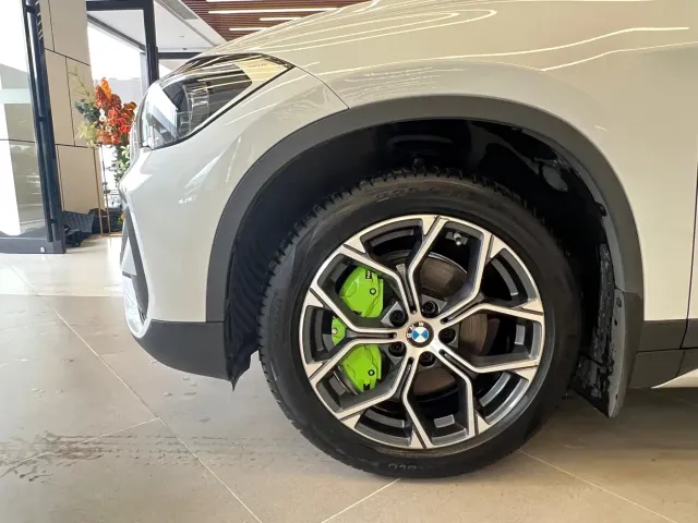 BMW X1 — Фото автомобиля 4