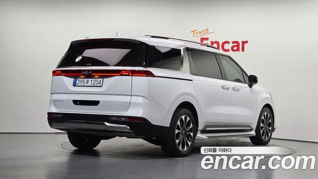 Kia Carnival 4th Gen — Фото автомобиля 2