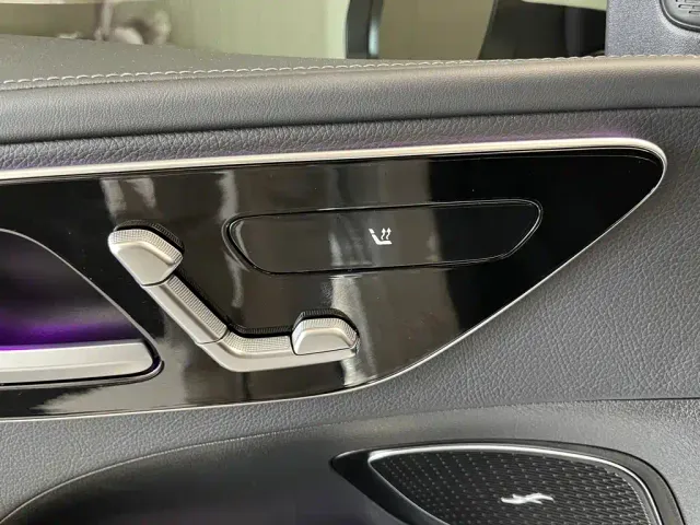 Mercedes-Benz C-Class — Фото автомобиля 25
