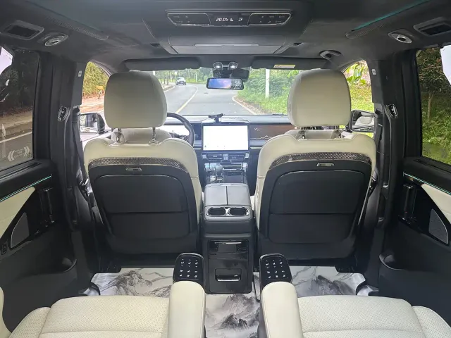 GAC Trumpchi M8 — Фото автомобиля 9