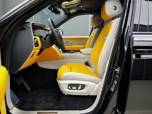 Rolls-Royce Cullinan — Фото автомобиля 28
