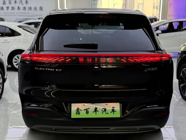 Buick Zhijing E7 — Фото автомобиля 10