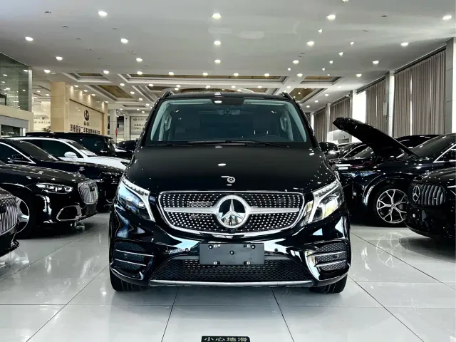Mercedes-Benz V-Class — Фото автомобиля 3