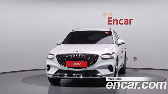 Genesis GV70 — Фото автомобиля 3