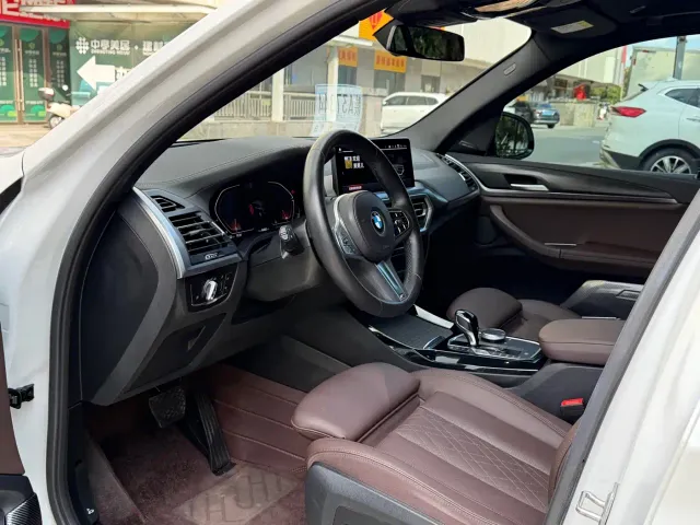BMW X3 — Фото автомобиля 4