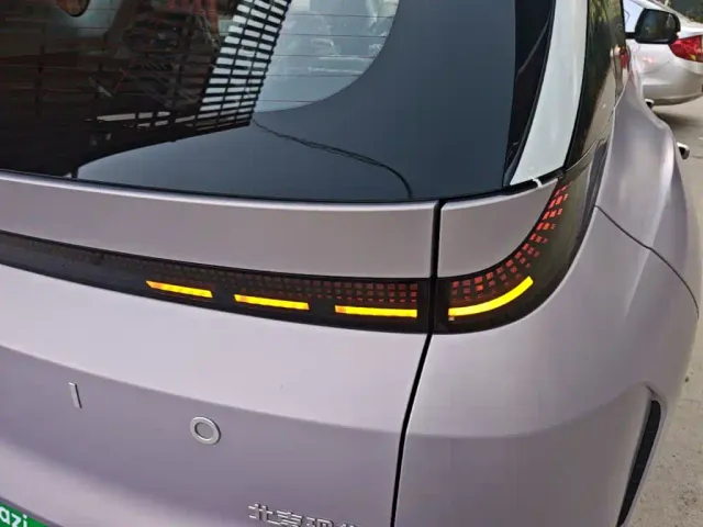 Hyundai ELEXIO — Фото автомобиля 7
