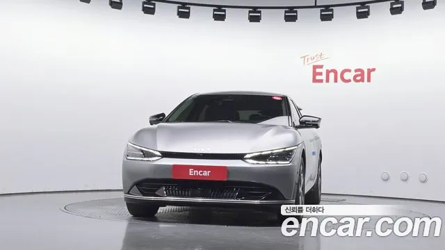 Kia EV6 — Фото автомобиля 3
