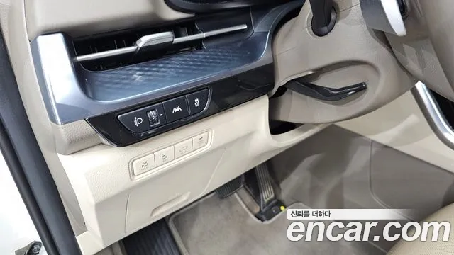 Kia Canival Carnival 4 поколение Бензин 9 мест Hi-Limousine — Фото автомобиля 19