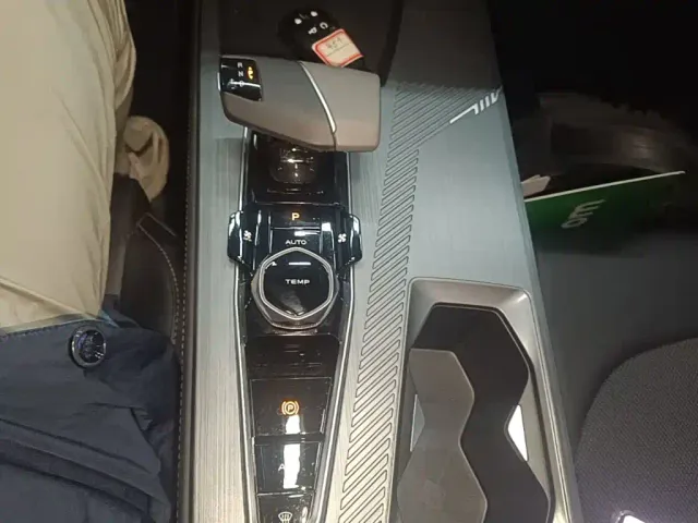 Changan Z6 — Фото автомобиля 13