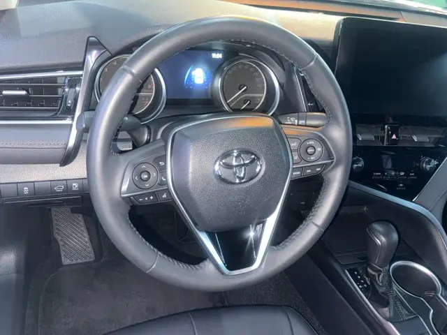 Toyota Camry — Фото автомобиля 11