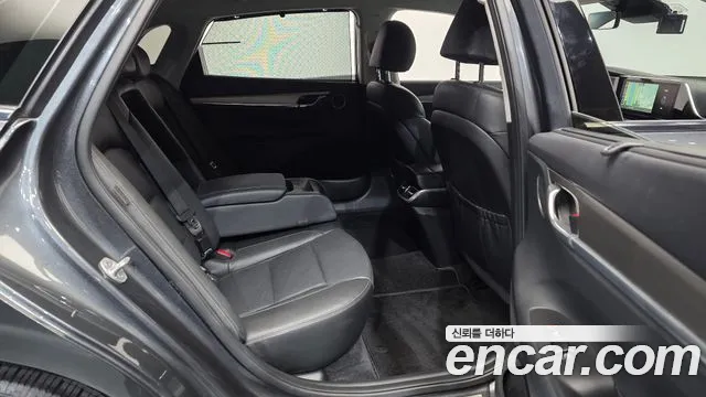 Hyundai Grandeur Grandeur (New) Hybrid — Фото автомобиля 12