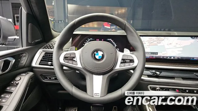 BMW X7 — Фото автомобиля 11