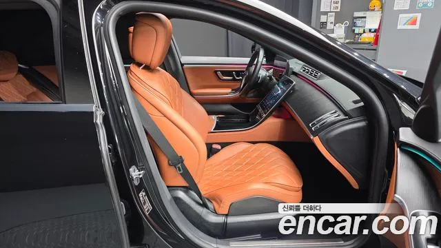 Mercedes-Benz S-Class — Фото автомобиля 11