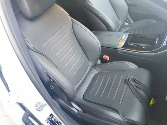 Mercedes-Benz C-Class — Фото автомобиля 24