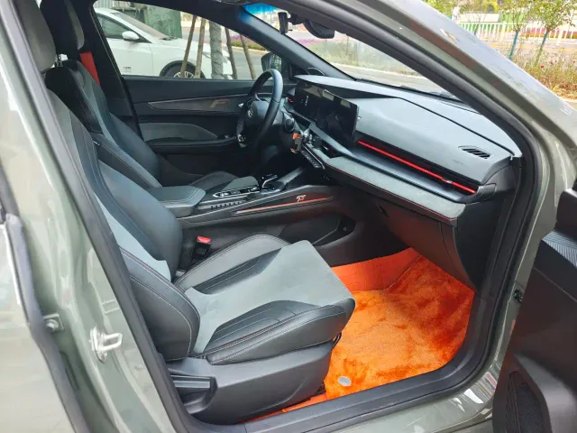 Geely Binrui — Фото автомобиля 11
