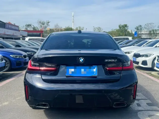 BMW 3 Series — Фото автомобиля 8