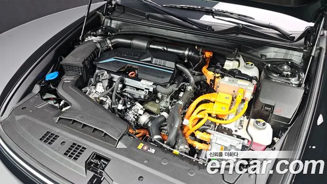 Hyundai Grandeur GN7 — Фото автомобиля 9