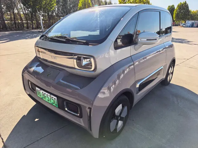 Фотография автомобиля — Baojun KiWi EV