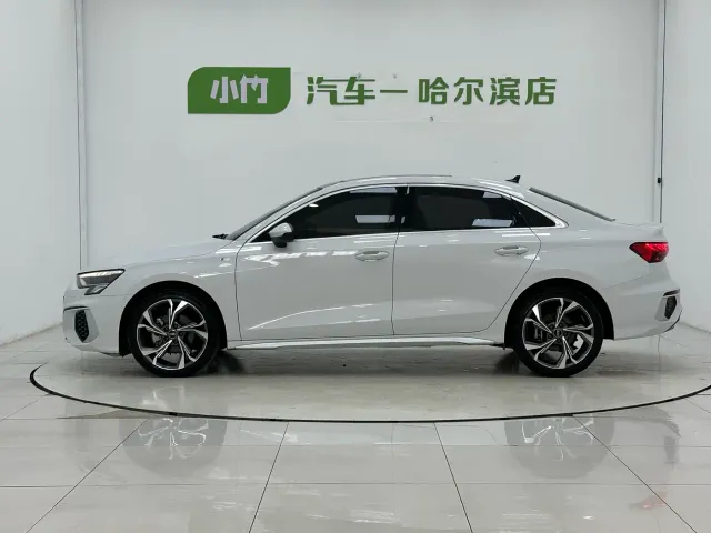 Audi A3 — Фото автомобиля 5