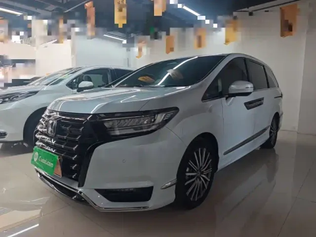 Фотография автомобиля — Honda Elysion