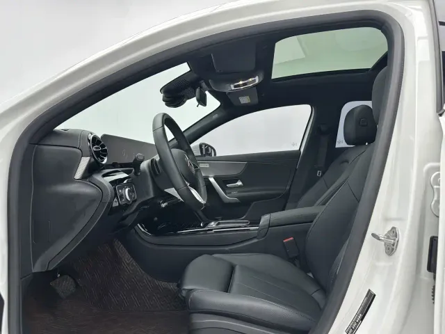 Mercedes-Benz A-Class — Фото автомобиля 5