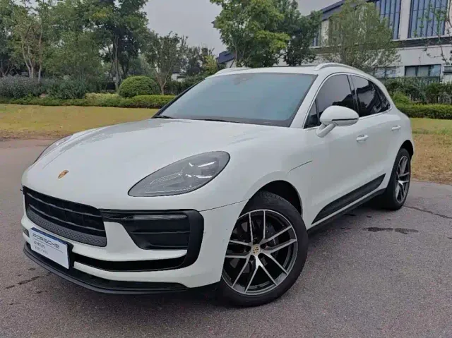 Фотография автомобиля — Porsche Macan