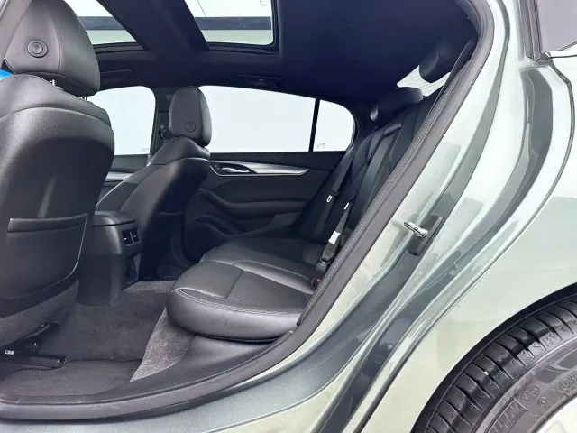 Cadillac CT5 — Фото автомобиля 5