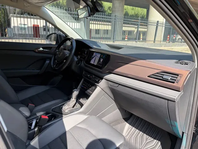 Volkswagen Tharu — Фото автомобиля 6