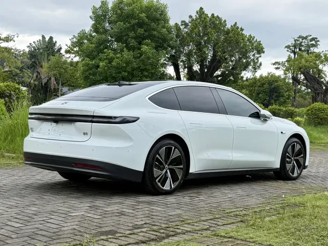 Nio ET7 — Фото автомобиля 18
