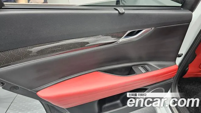 Genesis G80 Бензин 3.5 турбо AWD — Фото автомобиля 25